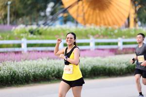 BIB: 
                            <button type="button" onclick="openModal(27852226)" class="btn btn-primary btn-sm float-right btn-popup" data-toggle="modal" data-target=".modal-high-quality">
                        <i class="fas fa-shopping-cart"></i> Add to Cart
                    </button>
                                            <button type="button" onclick="isThisMe(27852226, true)" class="btn btn-success btn-sm float-right btn-popup btn-isme hidden" data-toggle="tooltip" data-placement="bottom" title="นี่คือรูปของคุณใช่ไหม คลิกที่นี่เพื่อเอาเข้าอัลบั้ม">
                        <i class="fas fa-plus"></i> Add to album
                    </button>
                    <button type="button" onclick="isThisMe(27852226, false)" class="btn btn-warning btn-sm float-right btn-popup btn-isnotme hidden">
                        <i class="fas fa-ban"></i> Remove from album
                    </button>